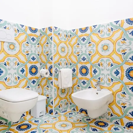 Casa Consilla 4*
